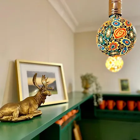 Royal Deptak Apartment *